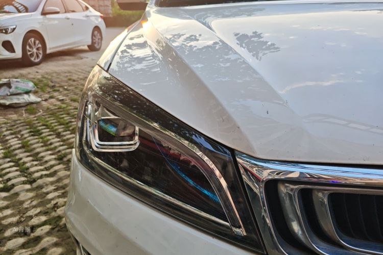 GEELY Emgrand 2020 car image #8