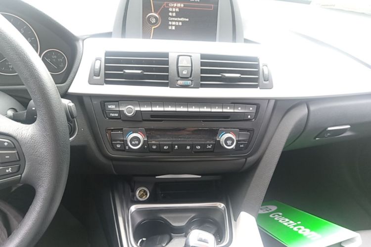 BMW 3 Series 2014 car image #13
