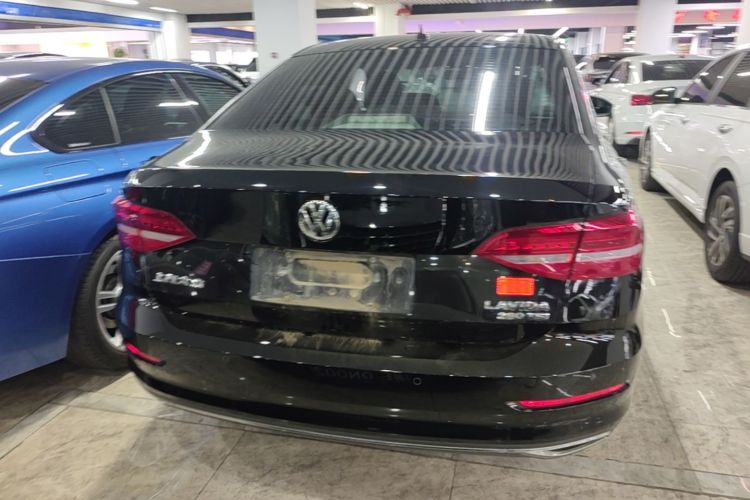 Volkswagen Lavida 2019 car image #6
