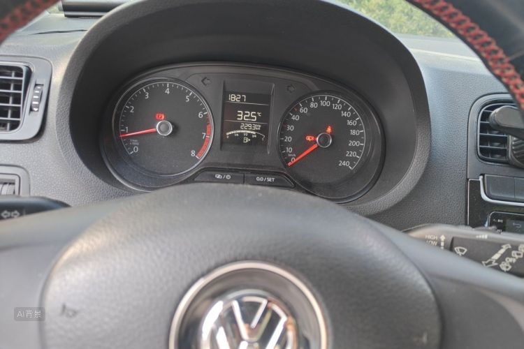 Volkswagen Polo 2018 #13 Volkswagen Polo 2018 car image #13