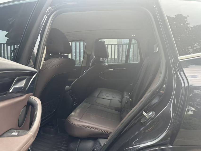BMW X3 2021 #5 BMW X3 2021 car image #5