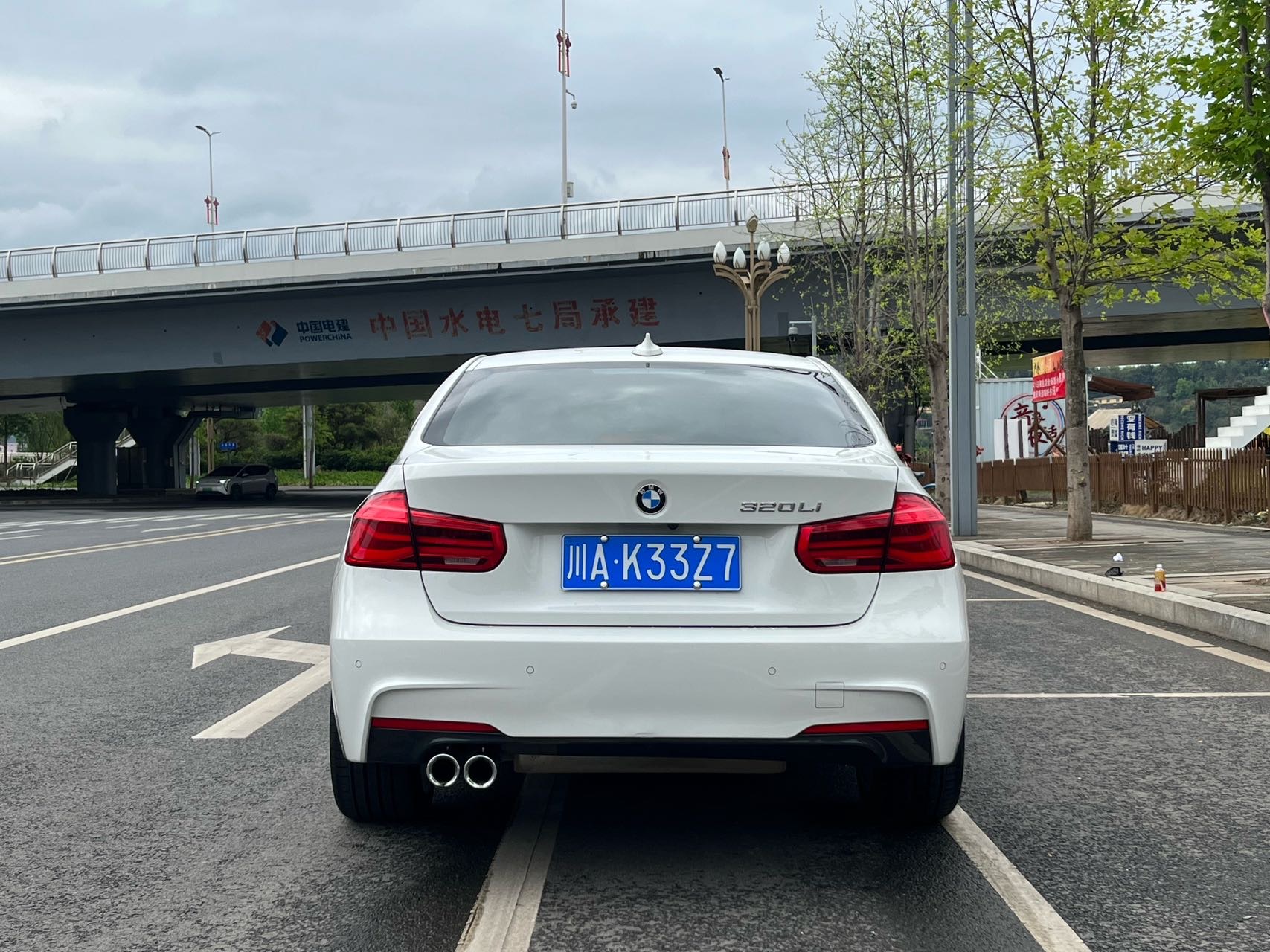 BMW 3 Series 2018 #4 BMW 3 Series 2018 car image #4