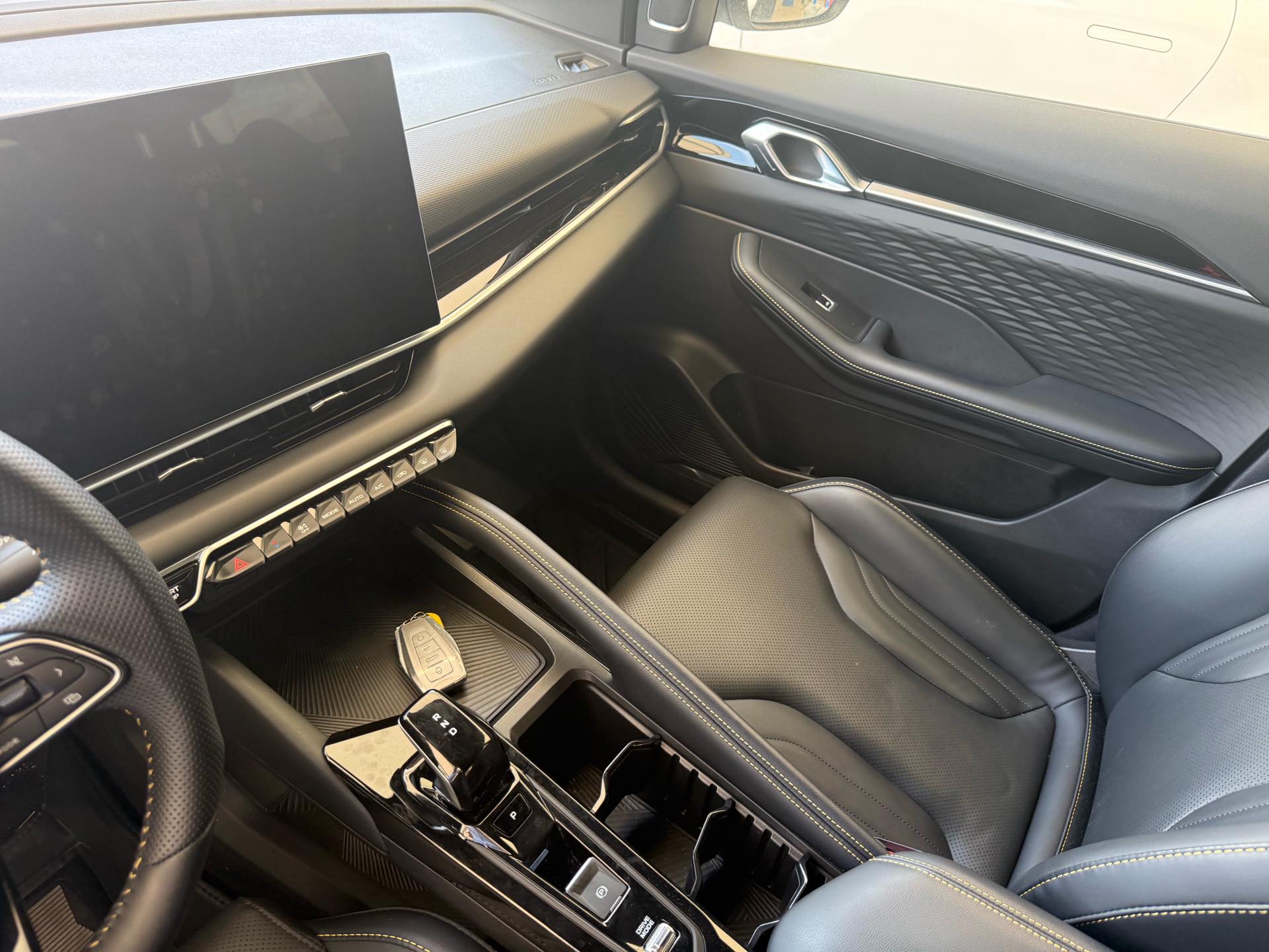 GEELY Coolray 2024 image de voiture #6