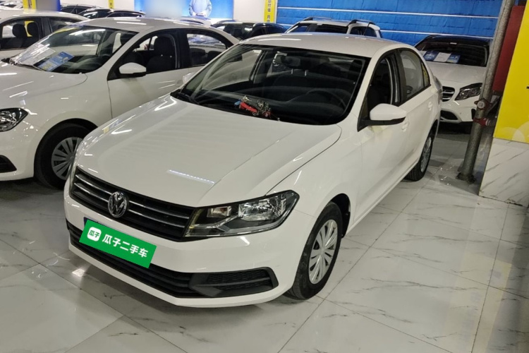 Volkswagen Santana 2021 car image #2