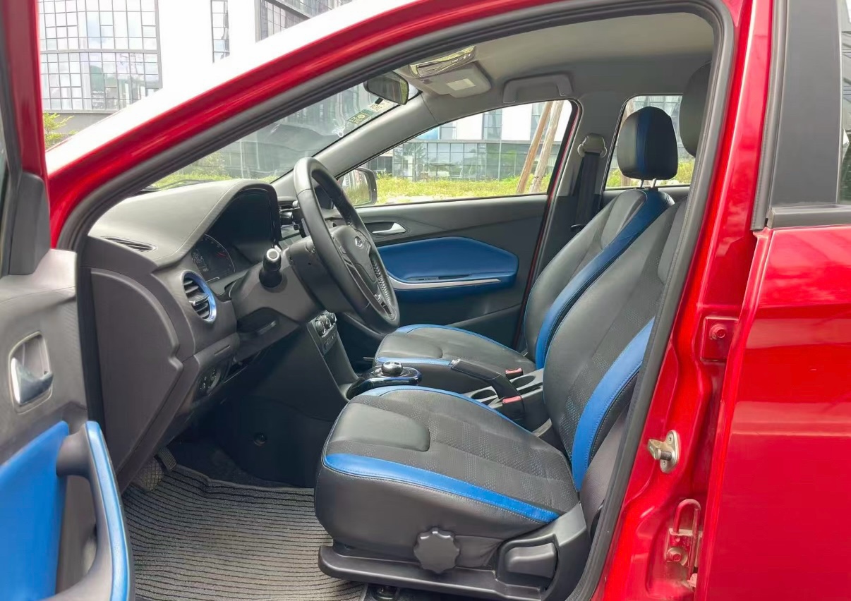 2018 image de voiture #3