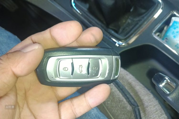 GEELY Emgrand 2016 car image #10