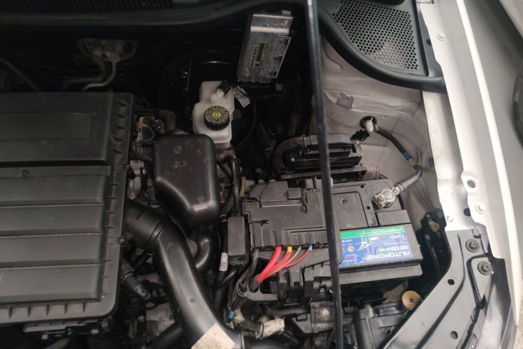 Volkswagen Polo 2016 car image #29