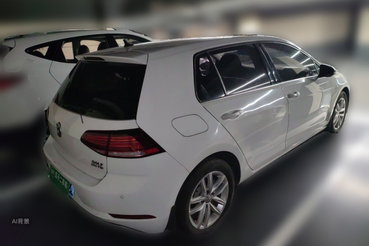 Volkswagen Golf 2019 car image #7