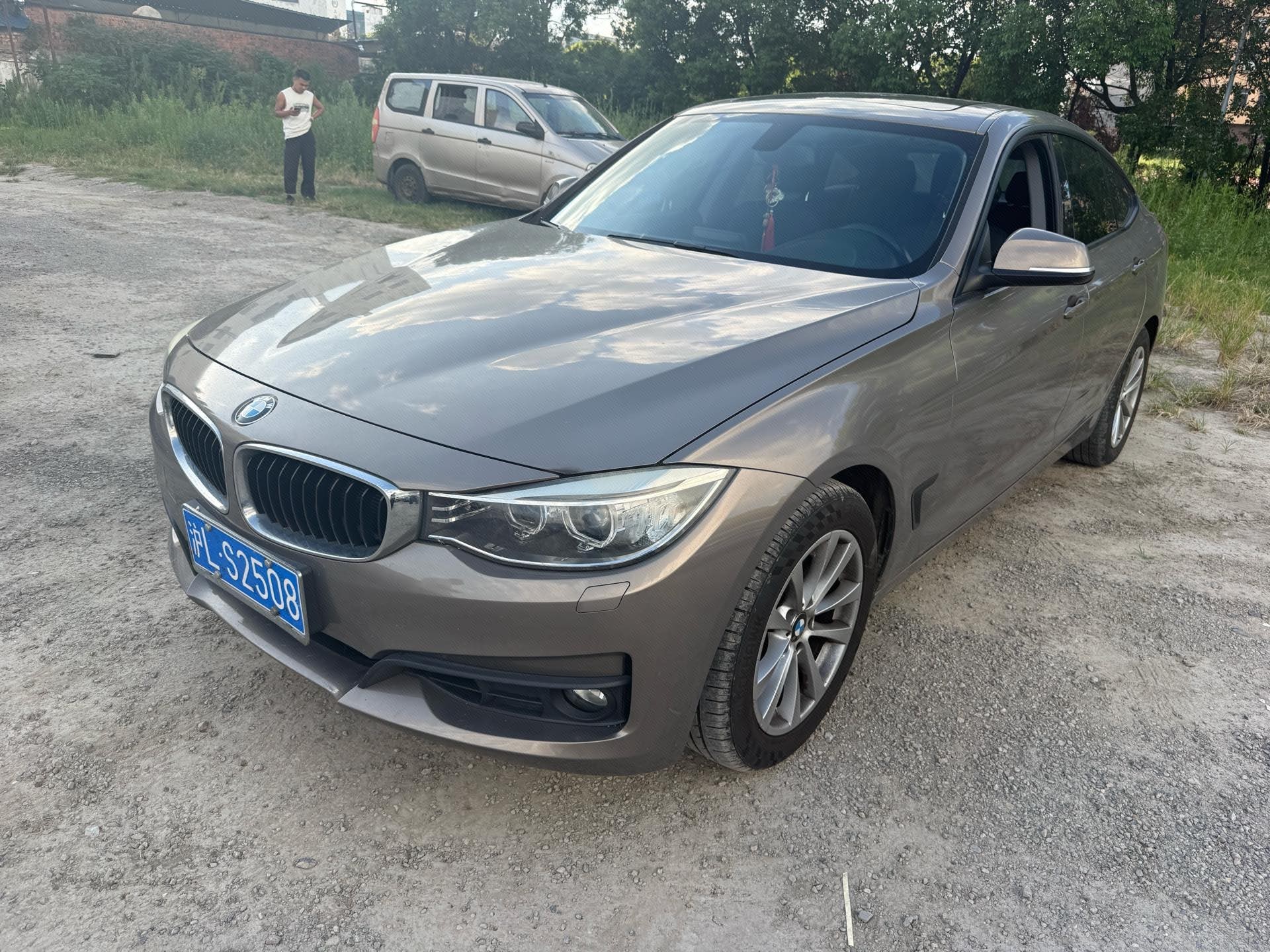 BMW 3 Series GT 2014 BMW 3 Series GT 2014 car image