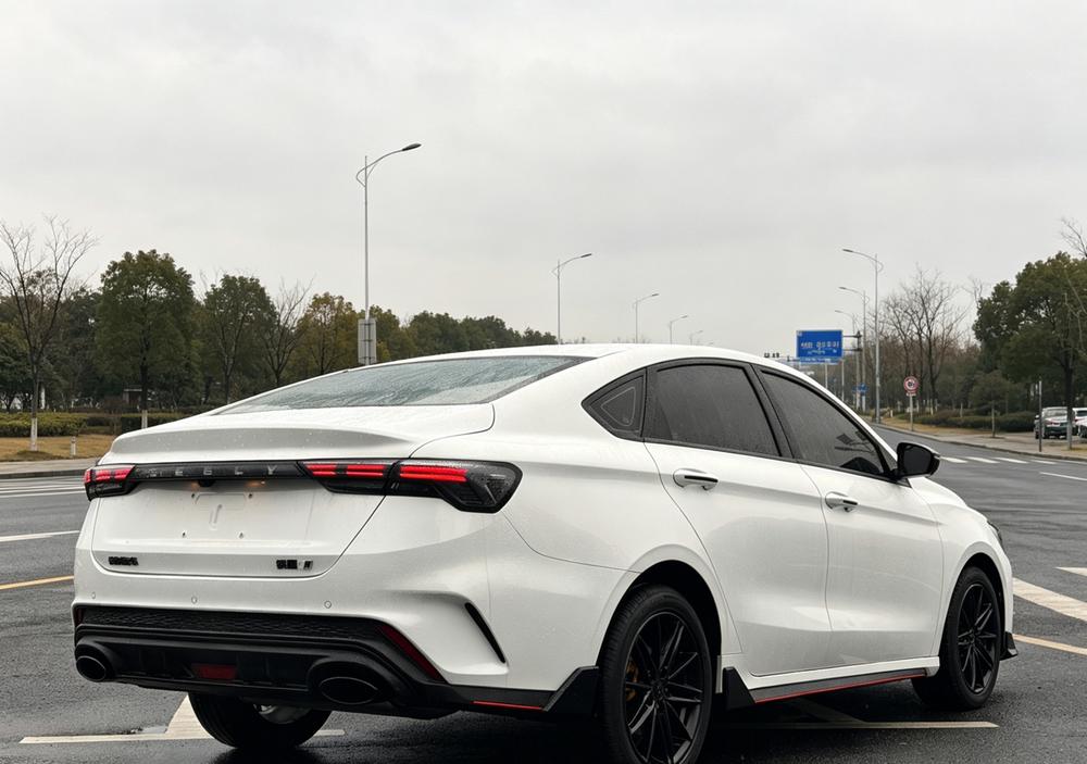GEELY Binray 2023 #4 GEELY Binray 2023 car image #4