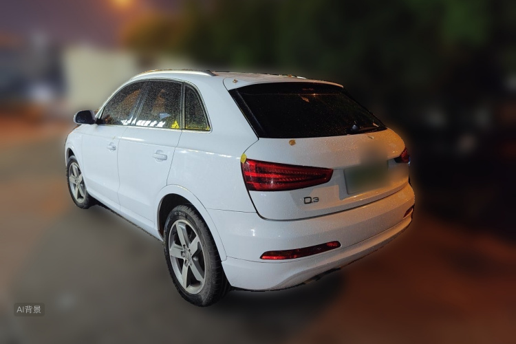 Audi Q3 2016 car image #5