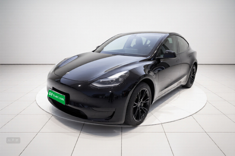 Tesla Model Y 2022 car image #2