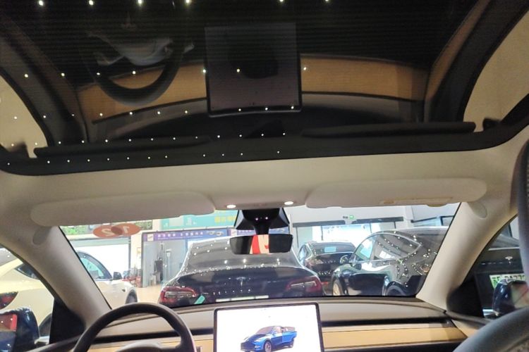 Tesla Model Y 2022 #20 Tesla Model Y 2022 car image #20