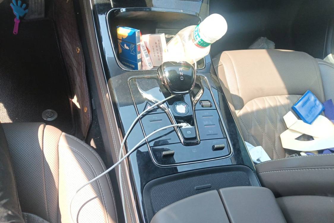 BYD Han 2024 car image #29