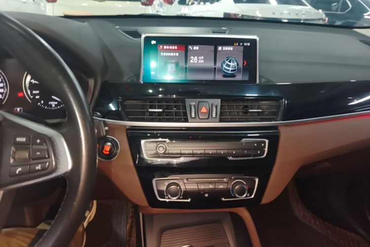 BMW X1 2019 #17 BMW X1 2019 صورة سيارة #17