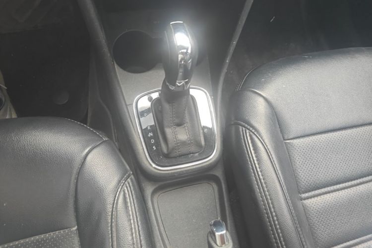 Volkswagen Polo 2019 #14 Volkswagen Polo 2019 car image #14
