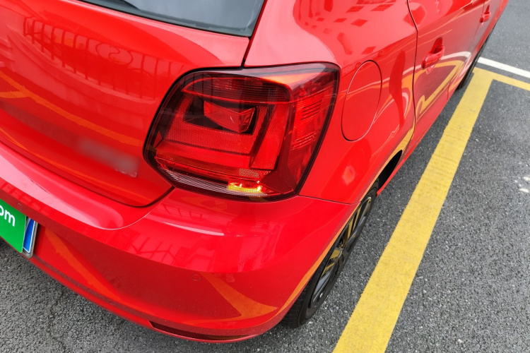 Volkswagen Polo 2018 car image #8