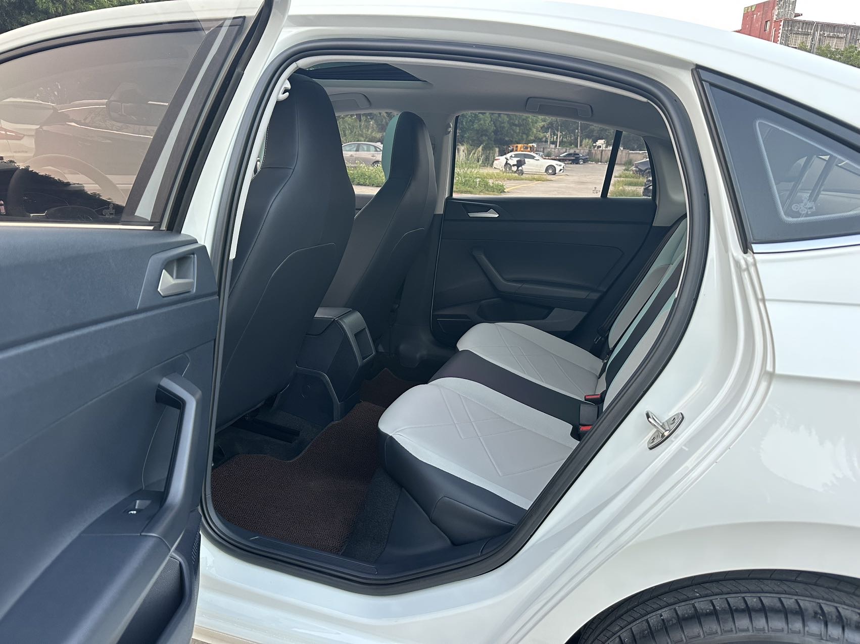 Volkswagen Lavida 2024 car image #8