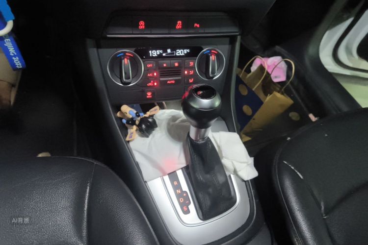 Audi Q3 2016 #16 Audi Q3 2016 car image #16