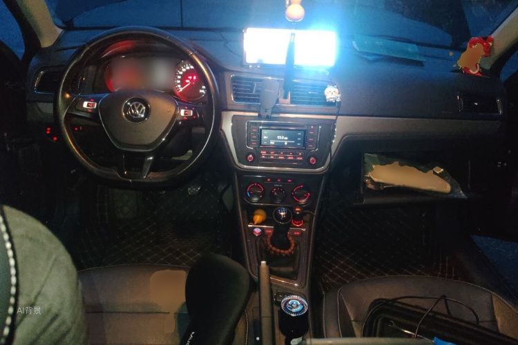 Volkswagen Lavida 2019 car image #11