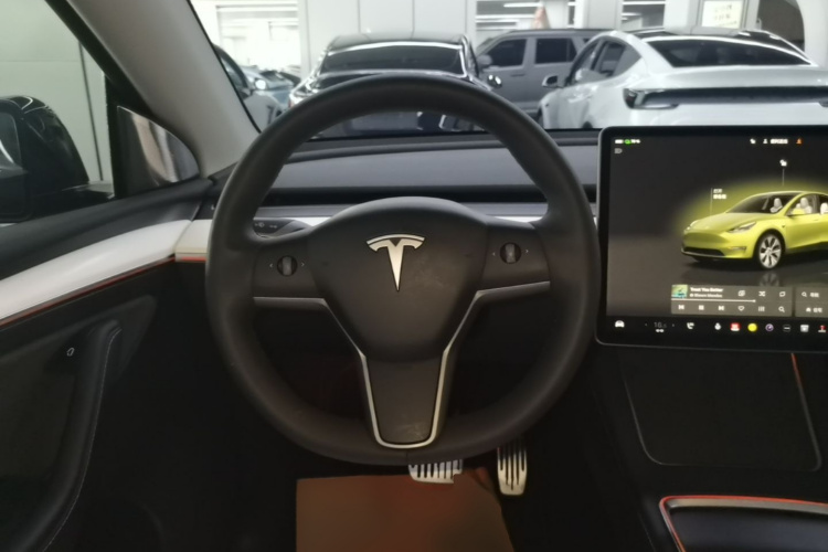 Tesla Model Y 2022 #11 Tesla Model Y 2022 car image #11