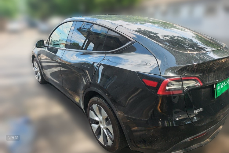 Tesla Model Y 2023 #5 Tesla Model Y 2023 car image #5