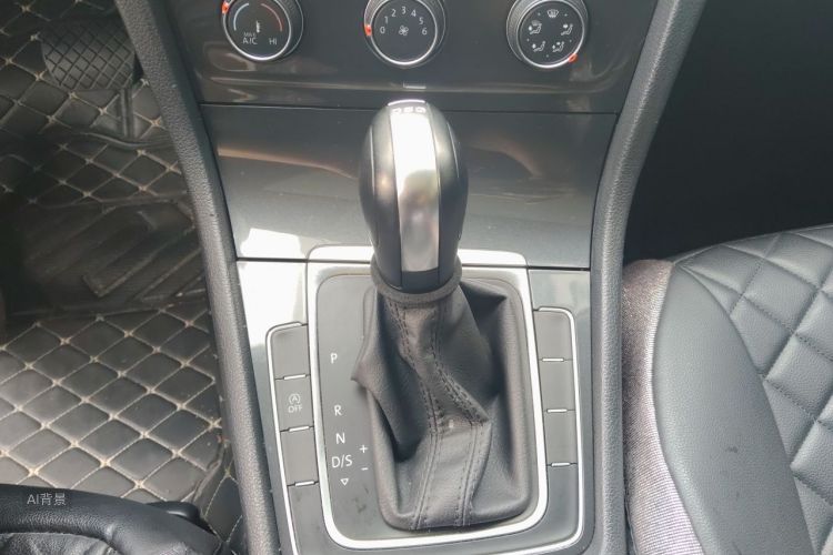 Volkswagen Golf 2019 #16 Volkswagen Golf 2019 car image #16
