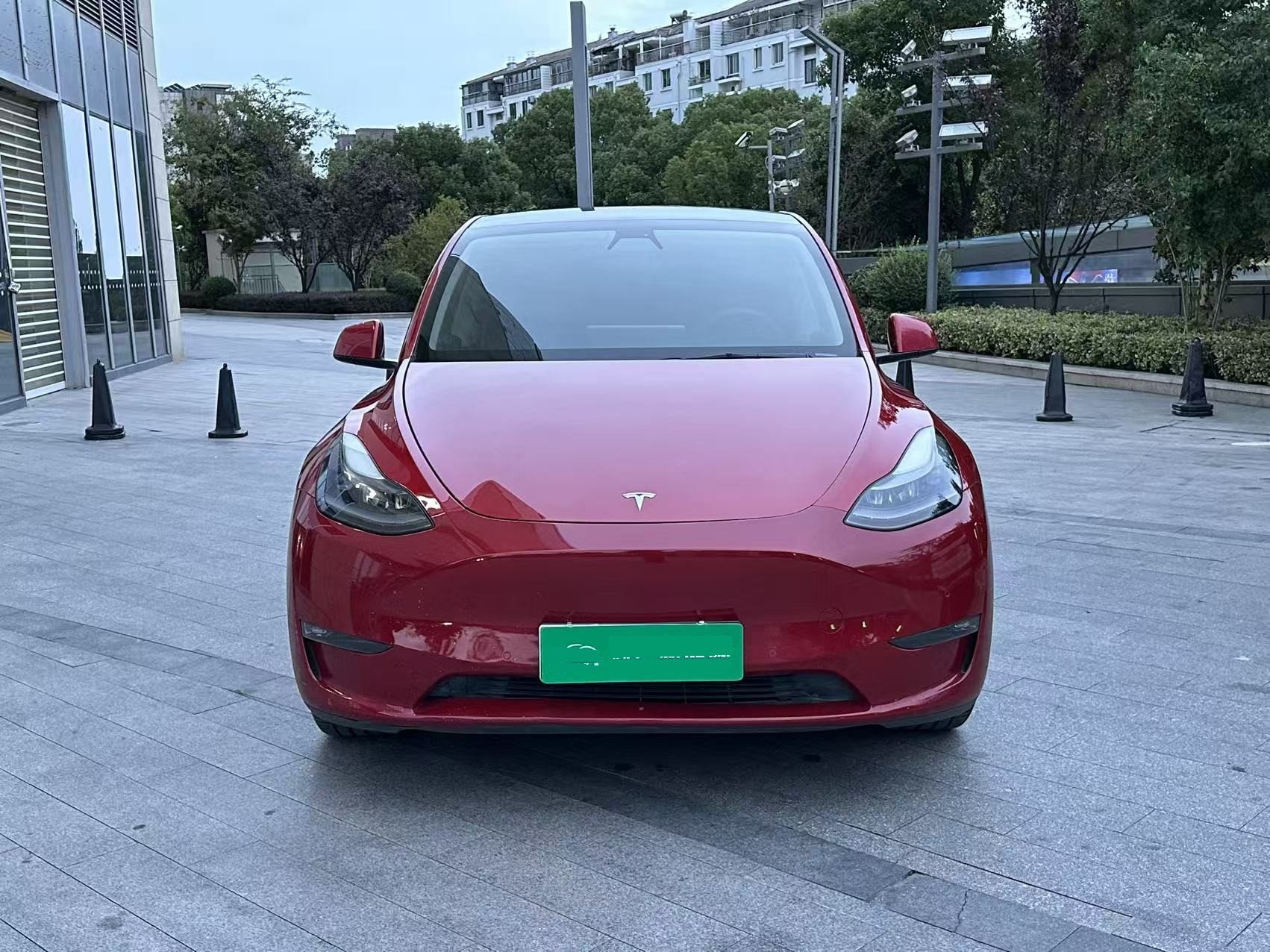 Tesla Model Y 2021 #2 Tesla Model Y 2021 car image #2