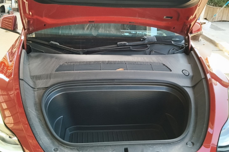 Tesla Model Y 2023 #20 Tesla Model Y 2023 car image #20