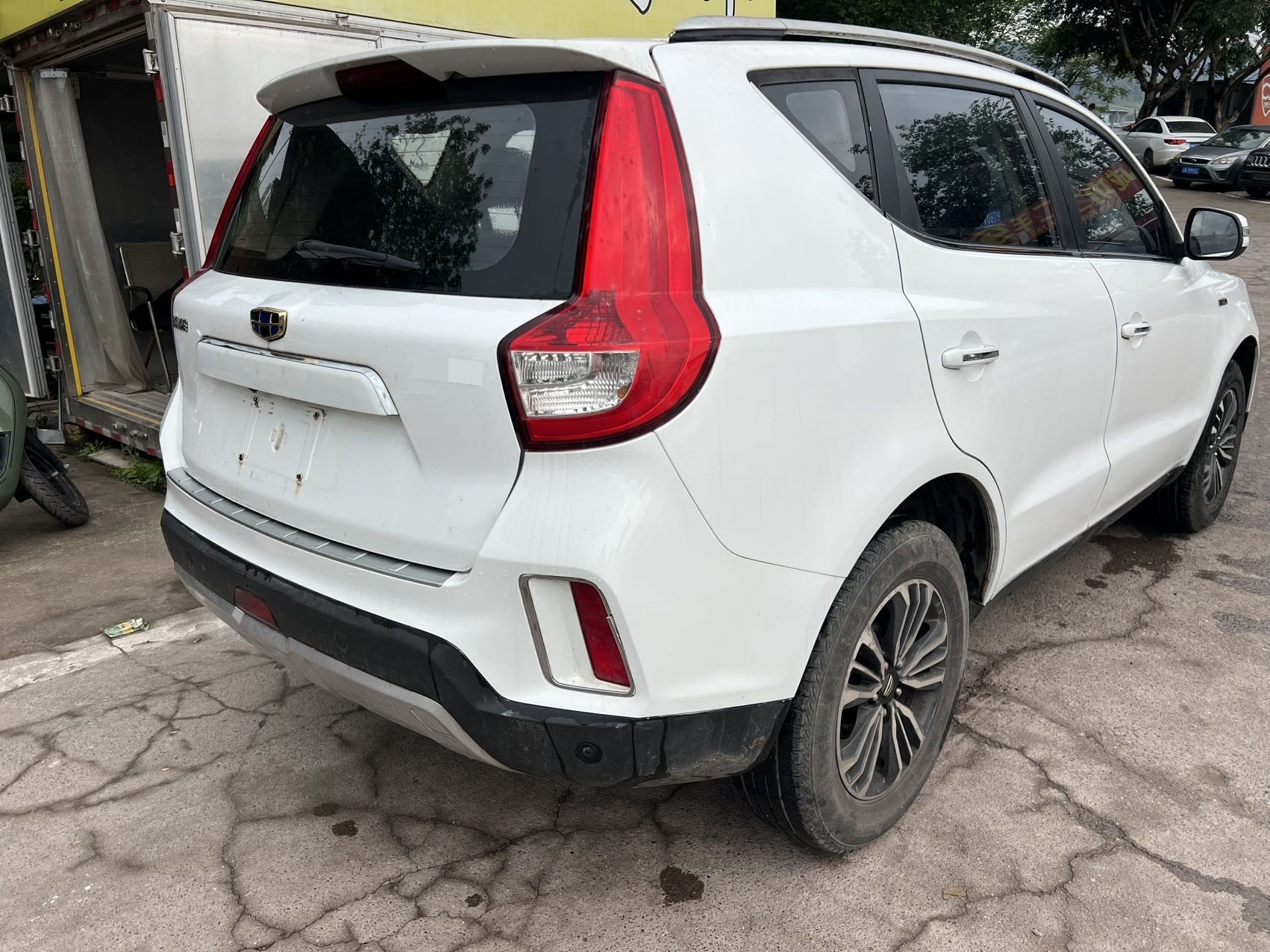 GEELY Vision X6 2016 car image #6