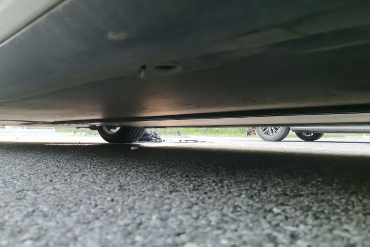 Tesla Model 3 2023 car image #25