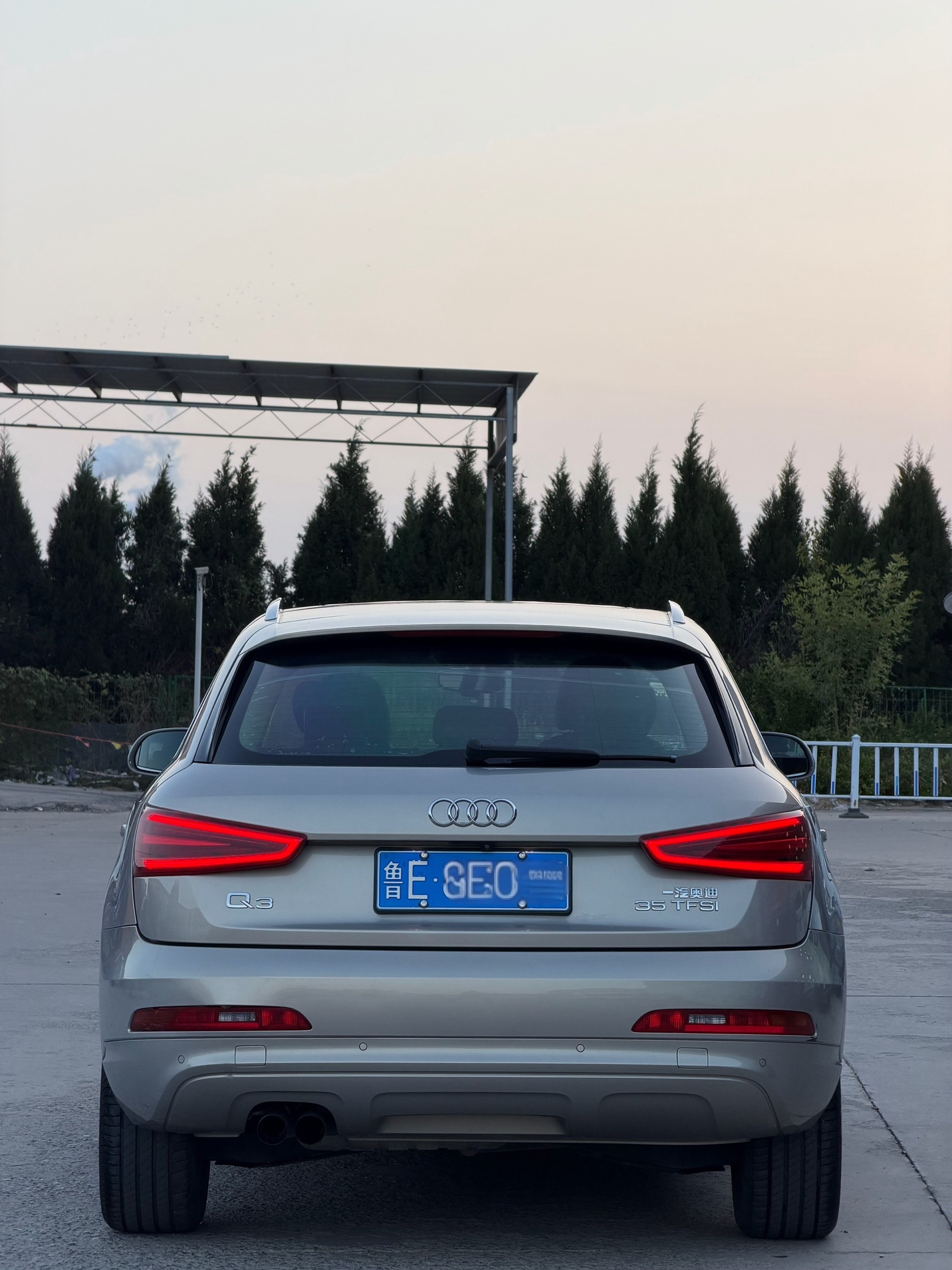 Audi Q3 2015 immagine di auto #9