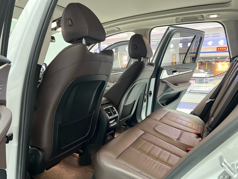BMW X3 2021 car image #5