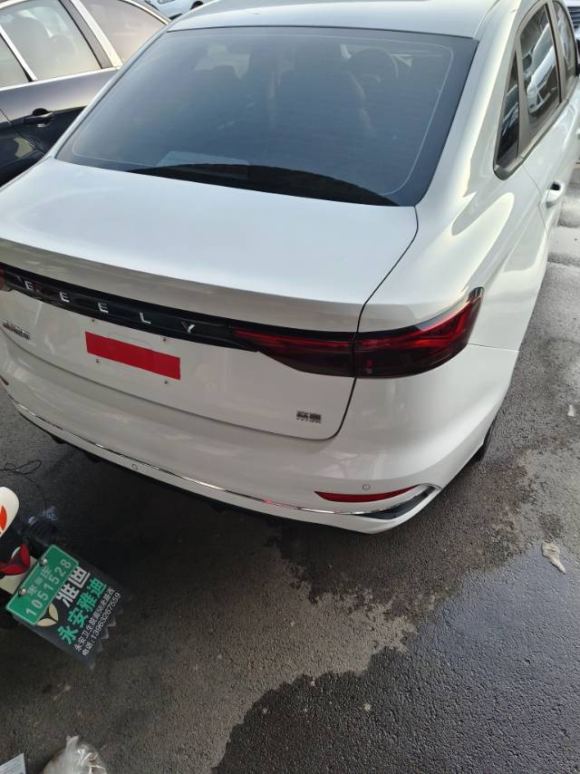 GEELY Emgrand 2022 car image #5