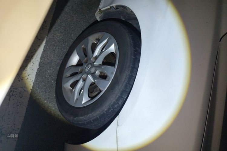 GEELY Emgrand 2015 car image #9