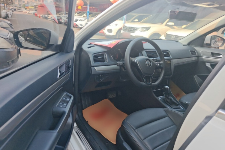Volkswagen Lavida 2018 #12 Volkswagen Lavida 2018 car image #12