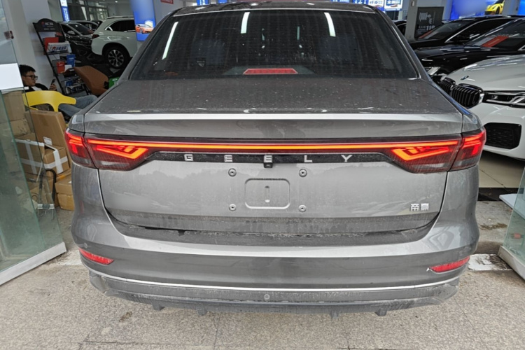 GEELY Emgrand 2021 car image #6
