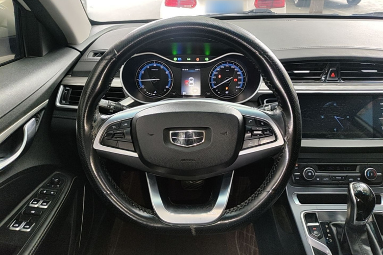 GEELY Emgrand 2019 car image #11