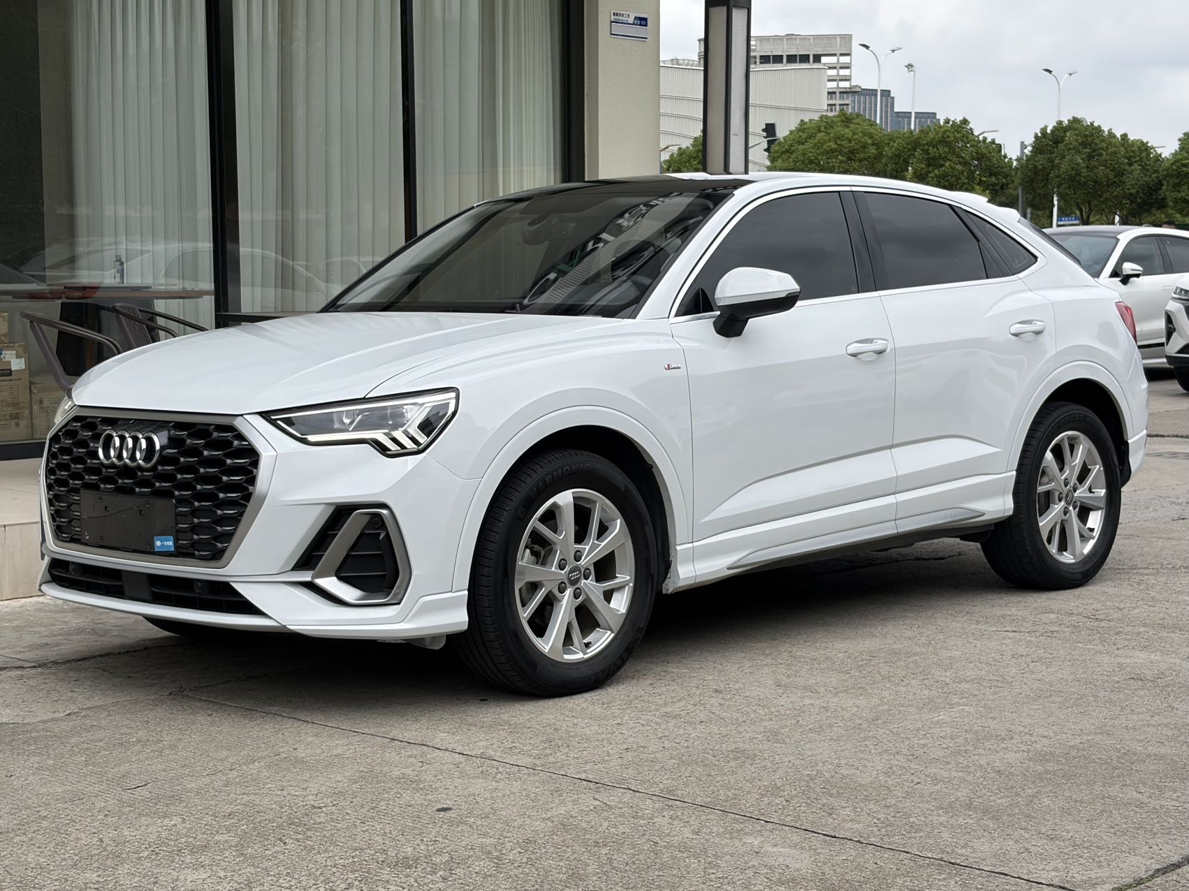 Audi Q3 Sportback 2021 Audi Q3 Sportback 2021 car image