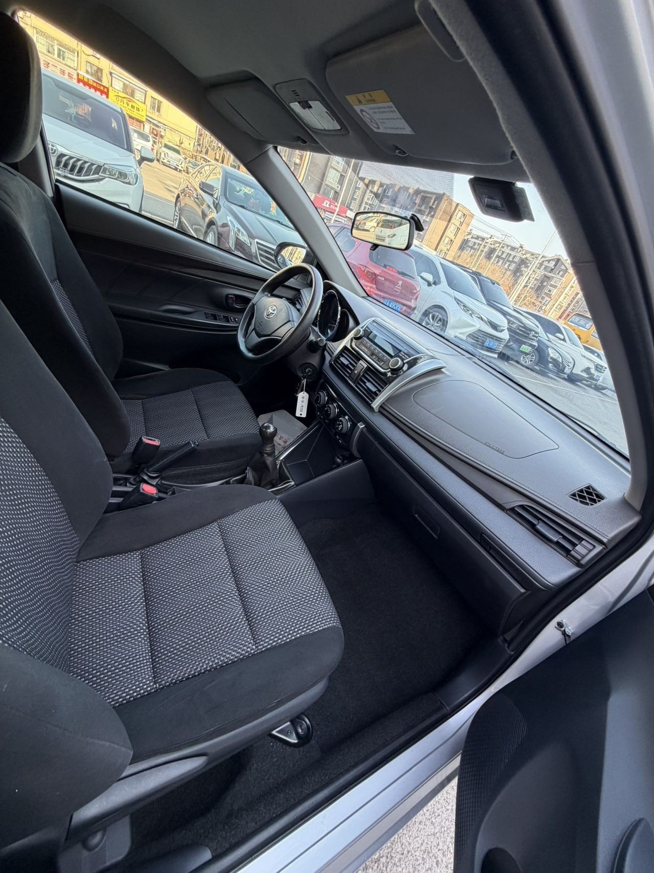 Toyota Vios 2014 изображение автомобиля #8