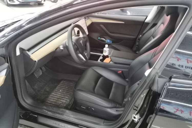 Tesla Model 3 2023 صورة سيارة #16