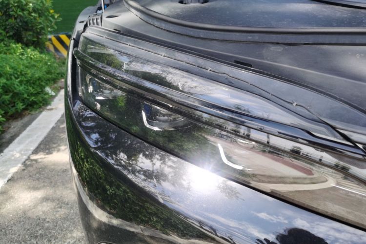 BYD Han 2024 car image #8