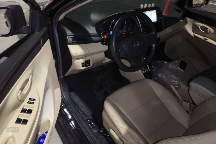 Toyota Vios 2015 car image #18