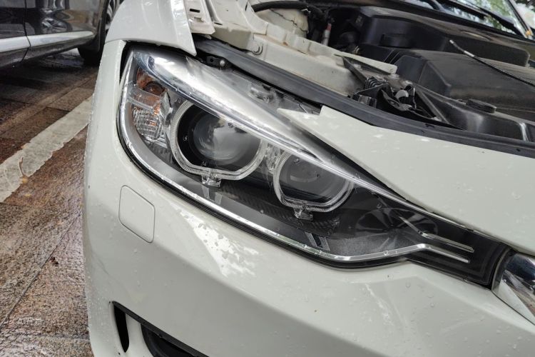 BMW 3 Series 2014 car image #8