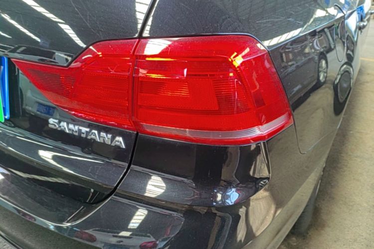 Volkswagen Santana 2022 car image #8