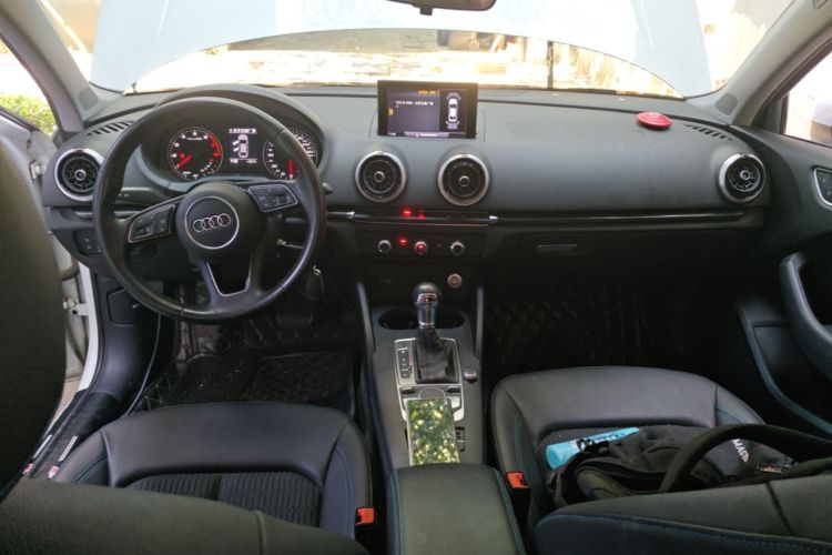 Audi A3 2019 car image #10