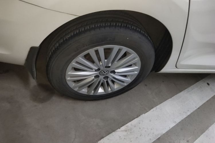 Volkswagen Santana 2019 car image #10
