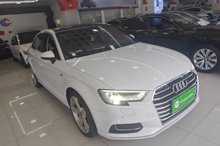 Audi A3 2017 car image #6