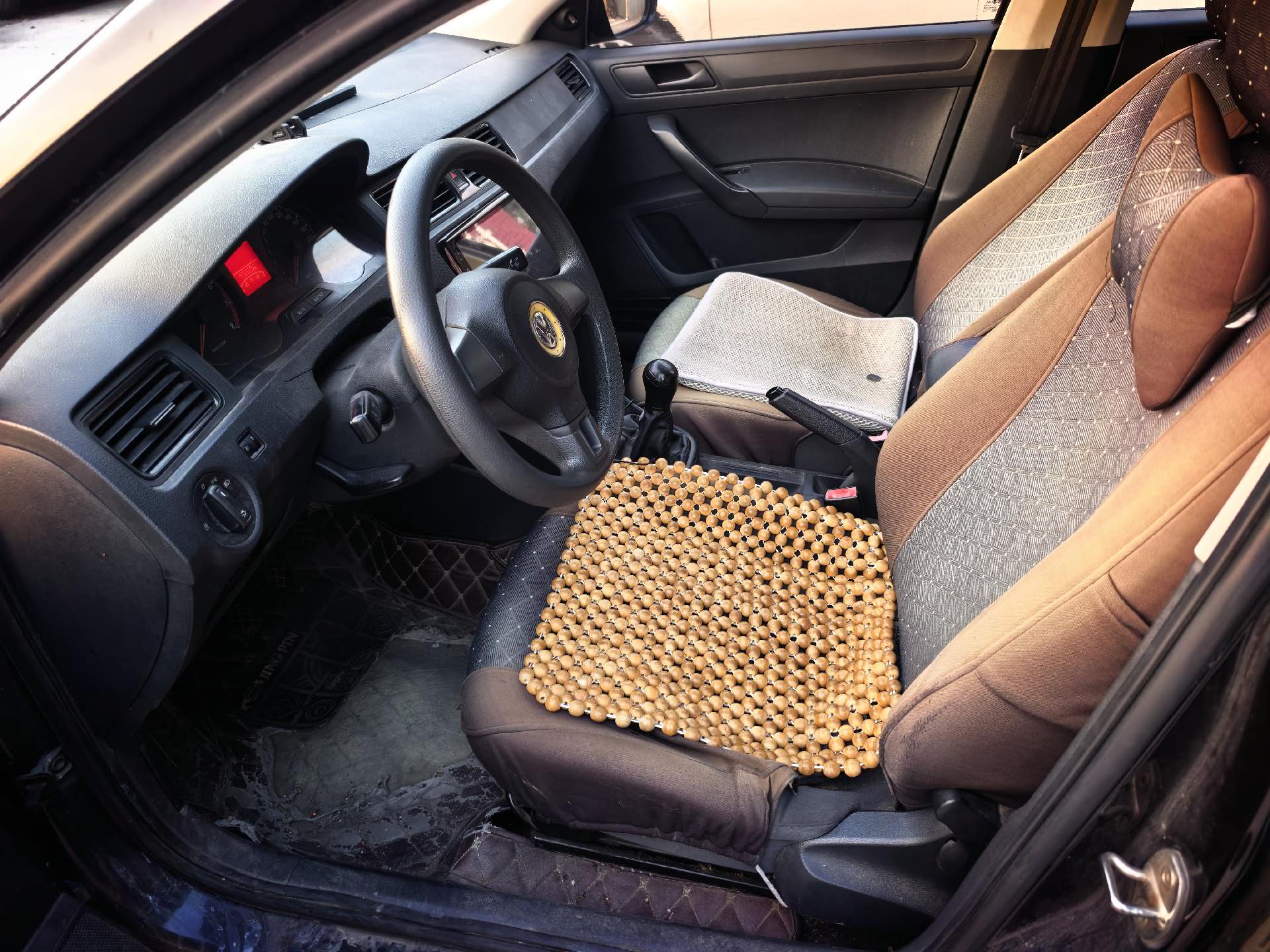 Volkswagen Santana 2015 car image #4