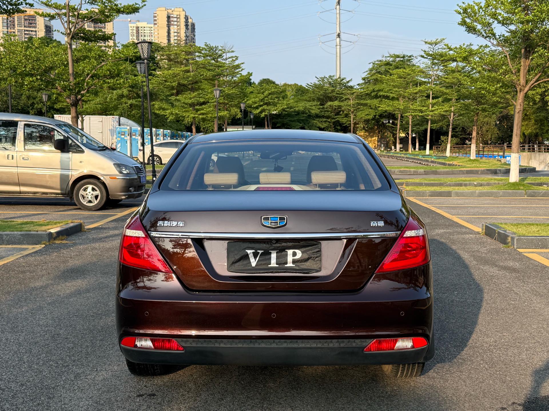 GEELY Emgrand 2017 car image #4